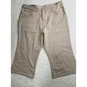 NWT Caren Sport Capri Pants Embellished Studded Detail Beige Size 18